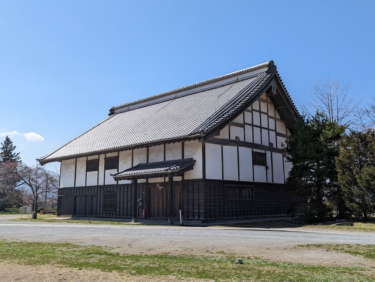 龍岡城