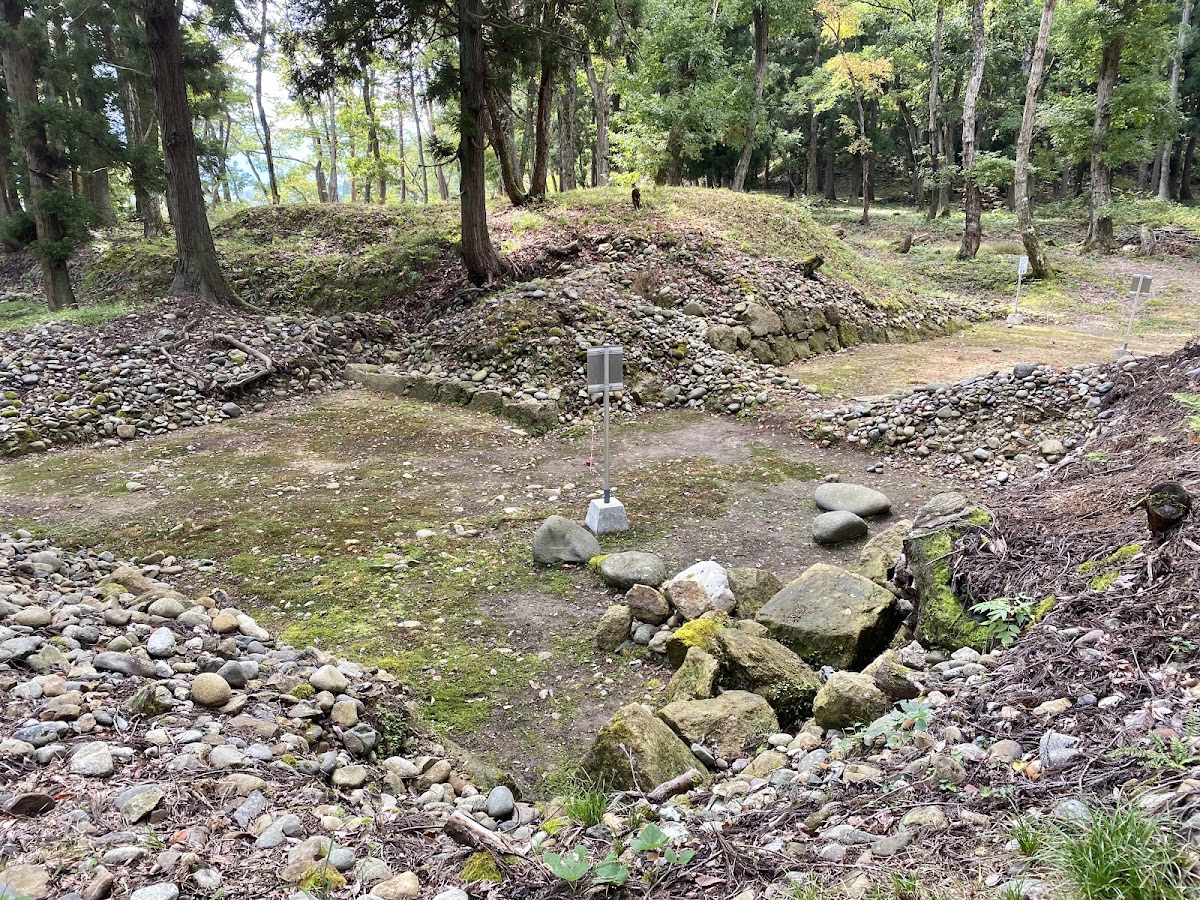 舘山城（山形県米沢市）