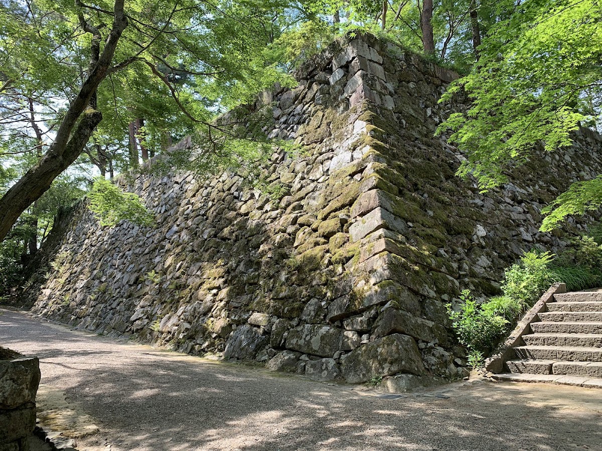 亀山城