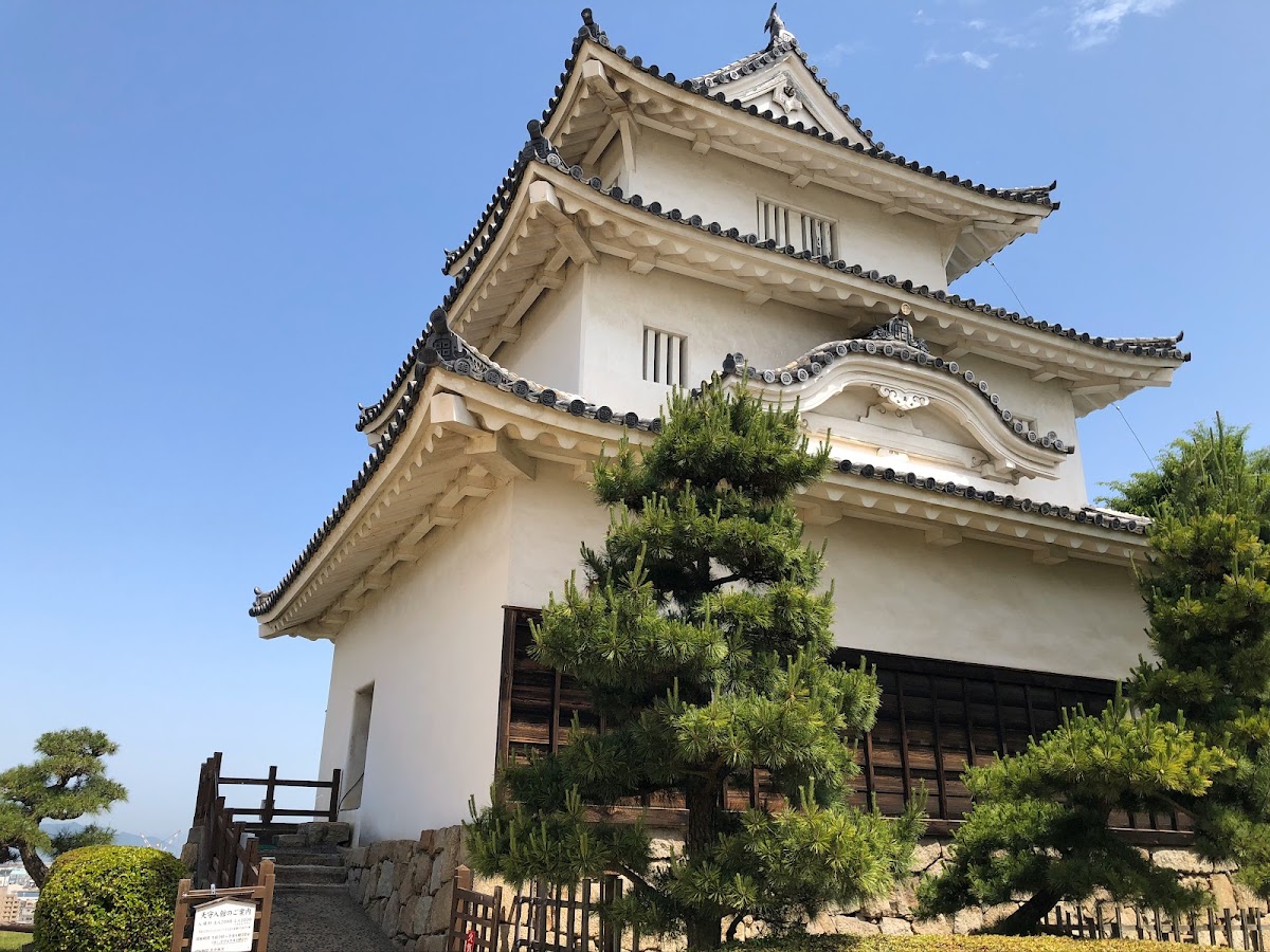 丸亀城
