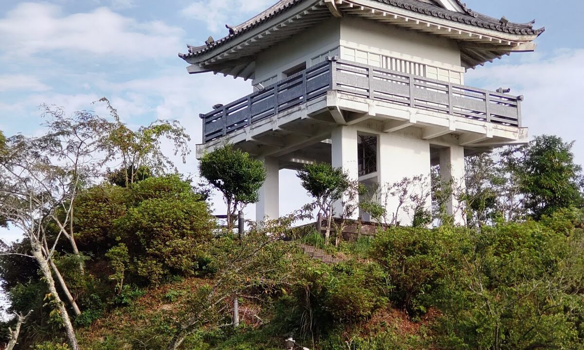 Manboku Castle Ruins Park