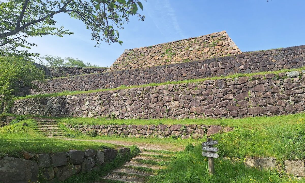 寺内城(米子市・鳥取県)