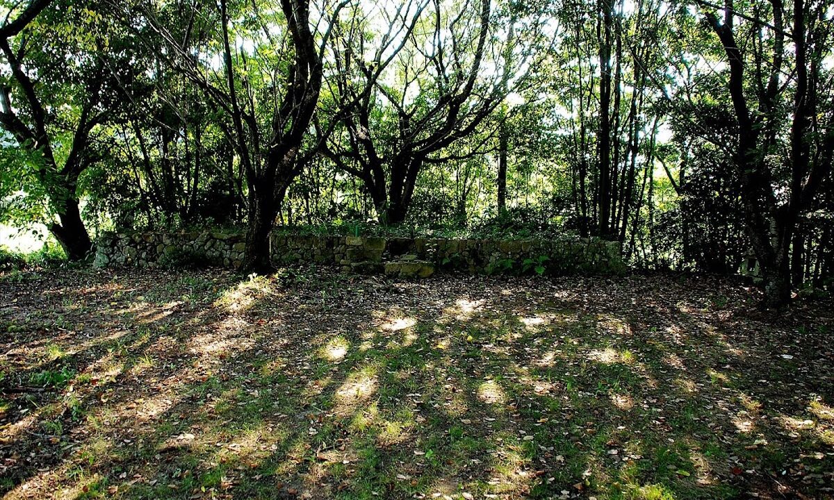 Fujime Castle (Kanonji City, Kagawa Prefecture)
